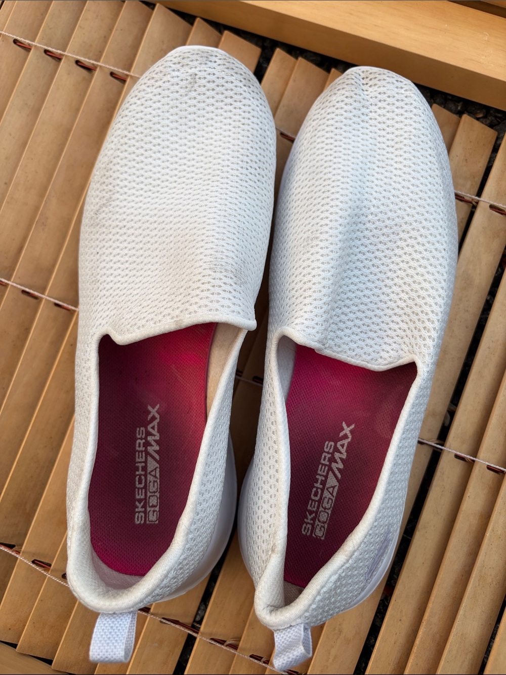 Skechers White Slip-On Casual Sneakers with Pink Insole